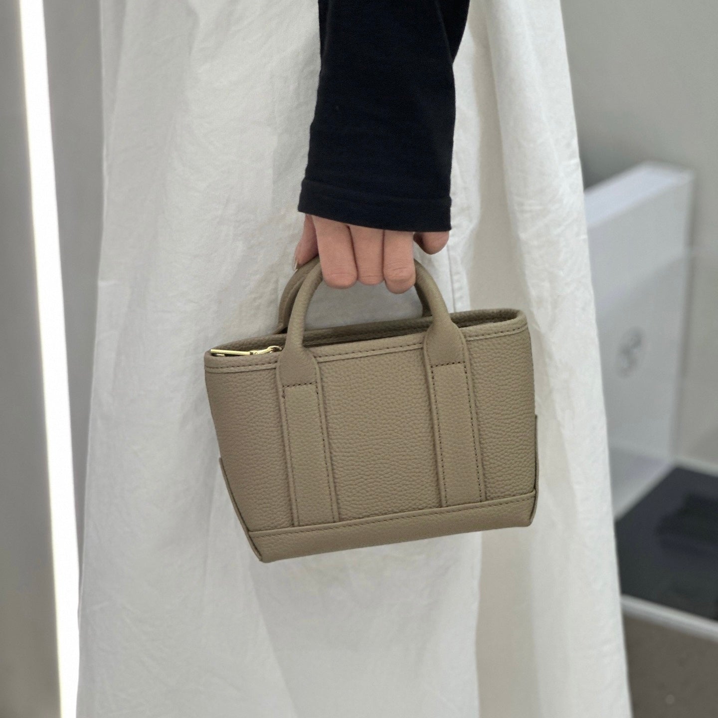 Exquisite Genuine Cowhide Mini Basket Handheld Crossbody Bag