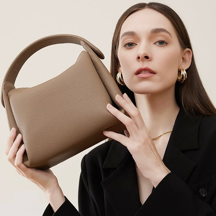 Timeless Elegance Genuine Leather Cigarette Box Shoulder Bag