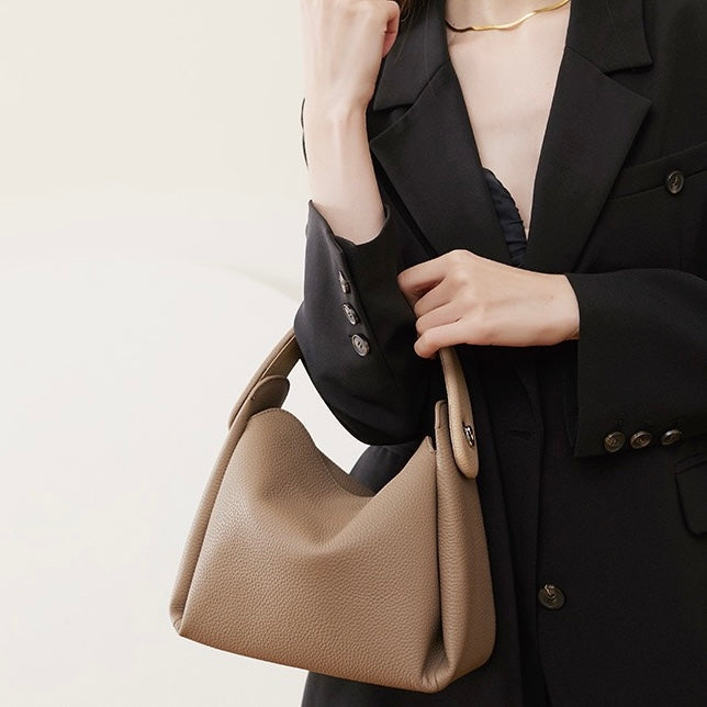 Timeless Elegance Genuine Leather Cigarette Box Shoulder Bag