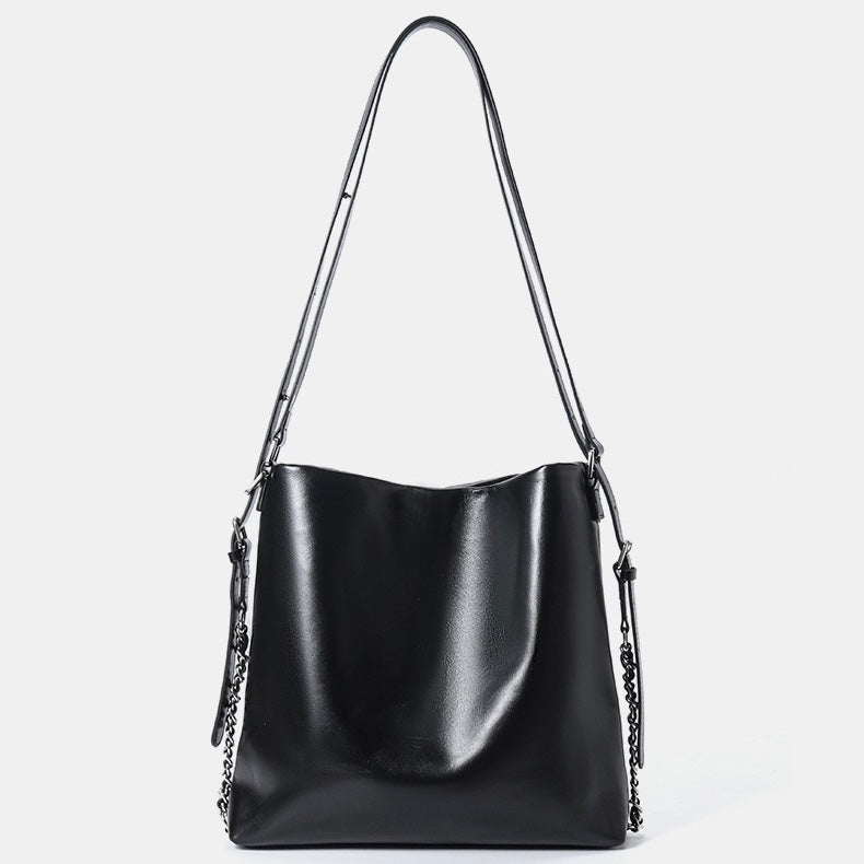 Sleek Leather Chain-Strap Bucket Bag for Urban Elegance