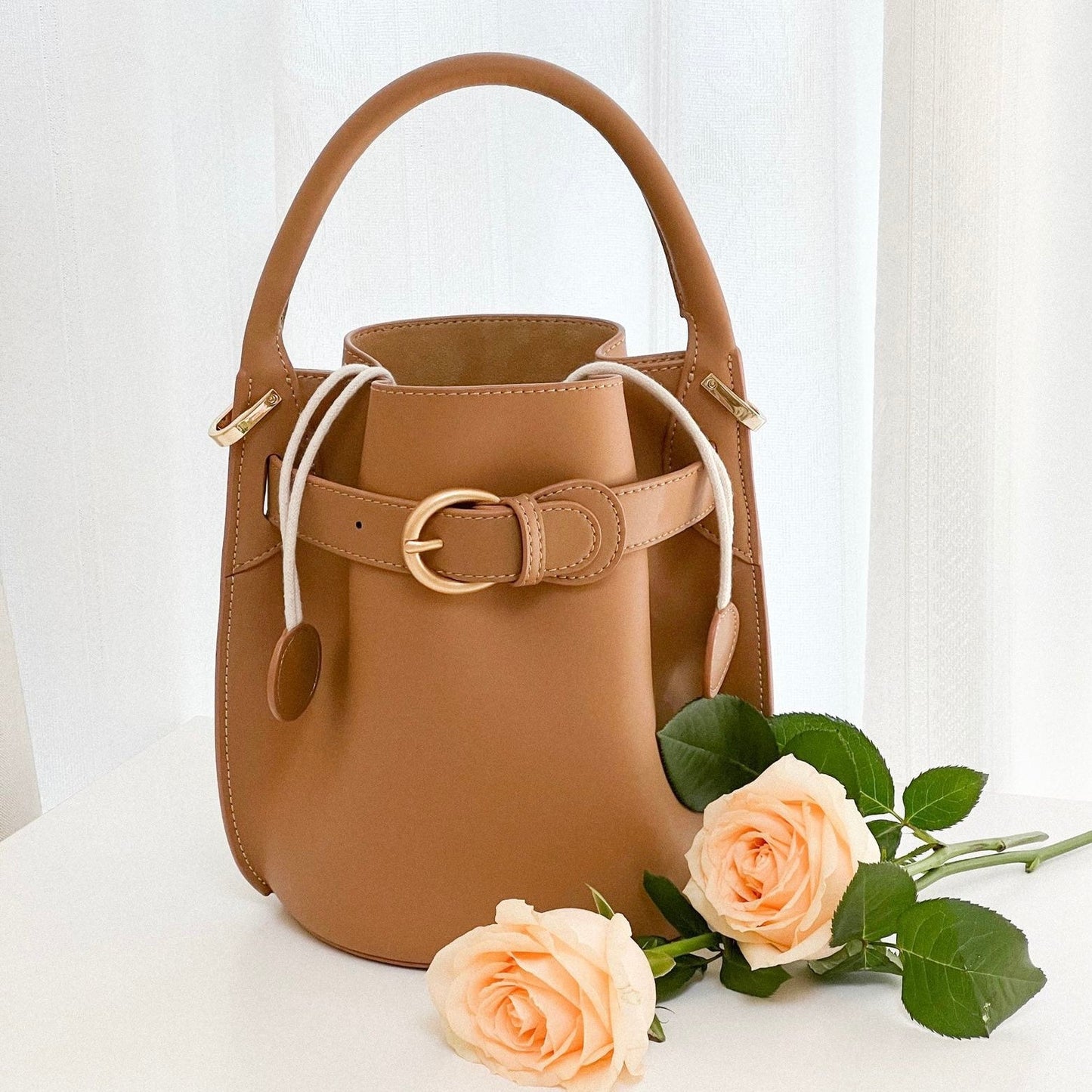 Exquisite Mini Bucket Crossbody Handbag in Genuine Leather