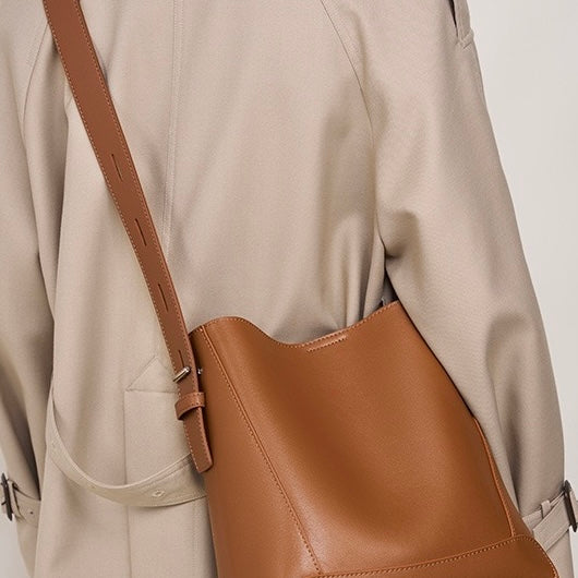 Oversized Genuine Leather Bucket Bag for Women