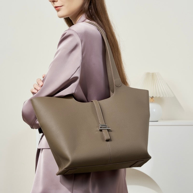 2025 Luxe Genuine Leather Commuter Tote Bag