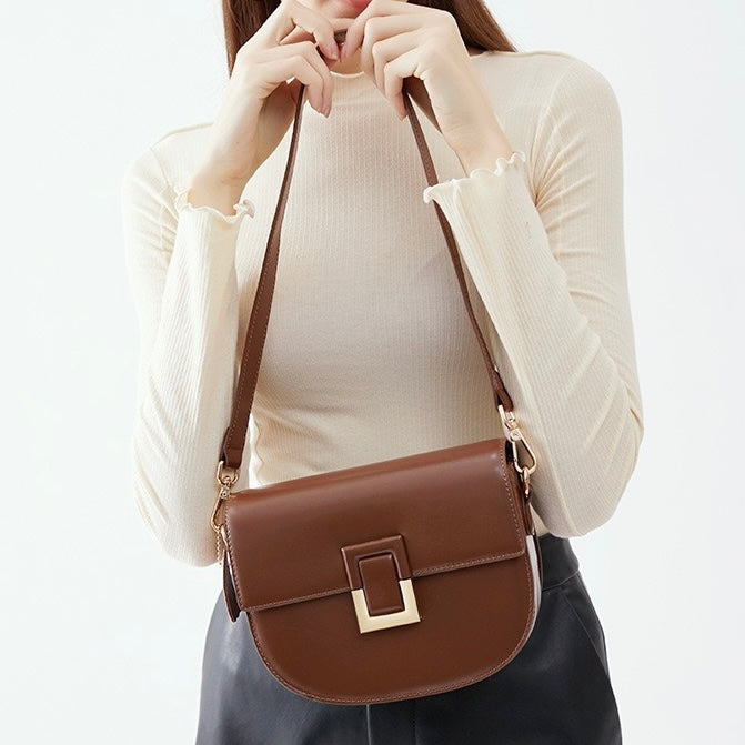 Chic Genuine Leather Saddle Crossbody Bag for Effortless Elegance