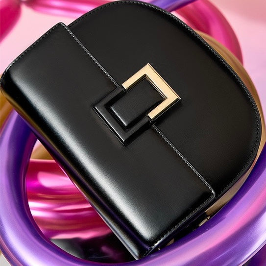 Chic Genuine Leather Saddle Crossbody Bag for Effortless Elegance