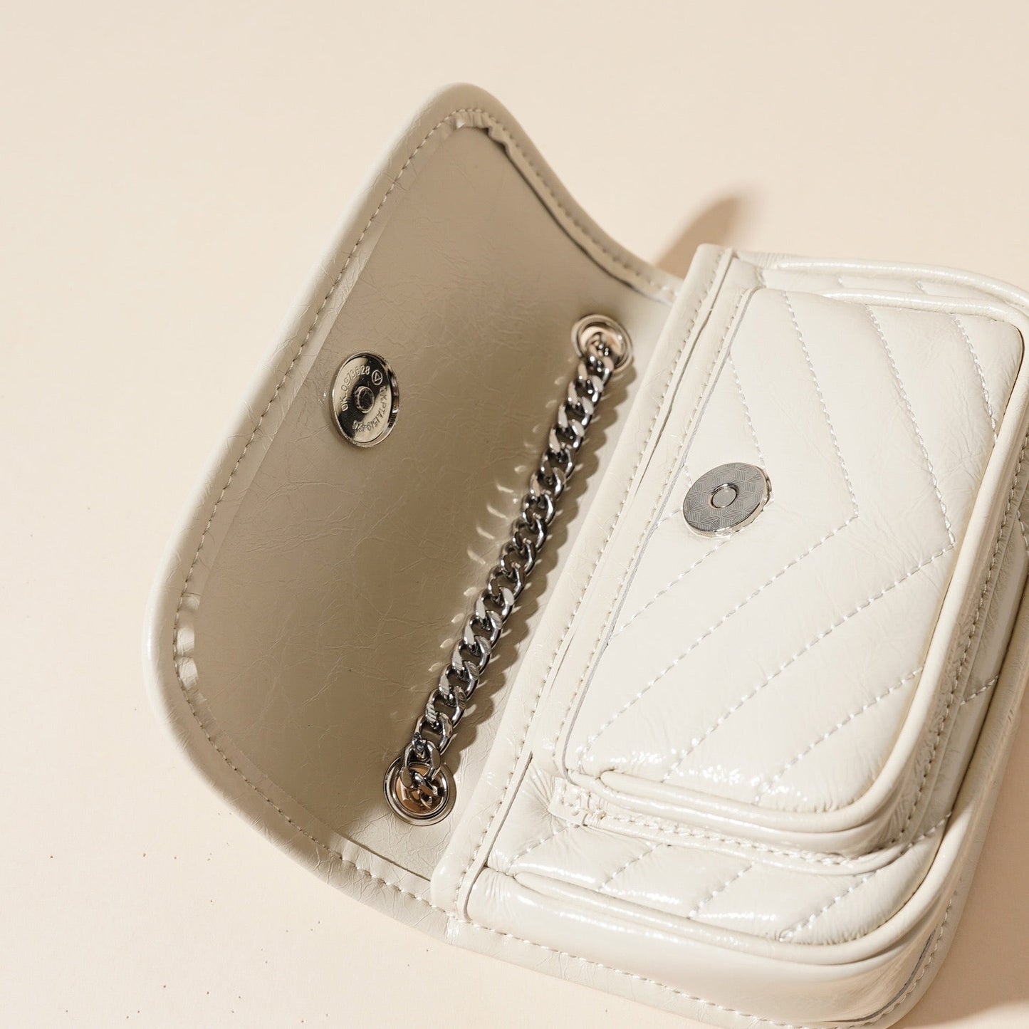 Elegant Mini Flap Bag in Genuine Leather with Silver Chain