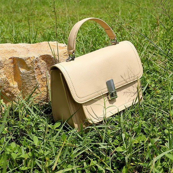 Sophisticated Women's Genuine Leather Commuter Messenger Bag