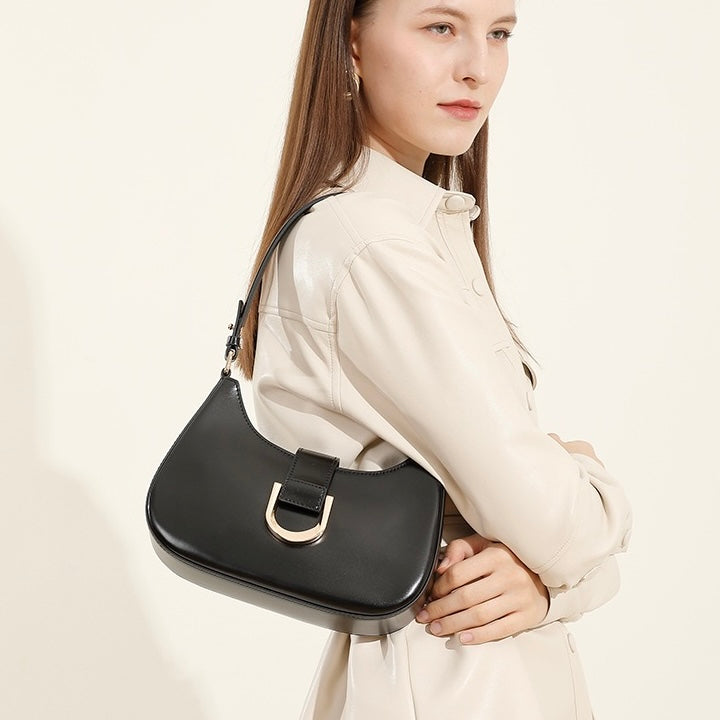 Soft Top-Grain Leather Minimalist Baguette Shoulder Bag