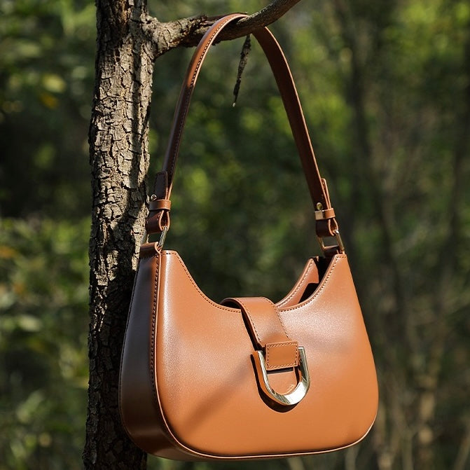 Soft Top-Grain Leather Minimalist Baguette Shoulder Bag