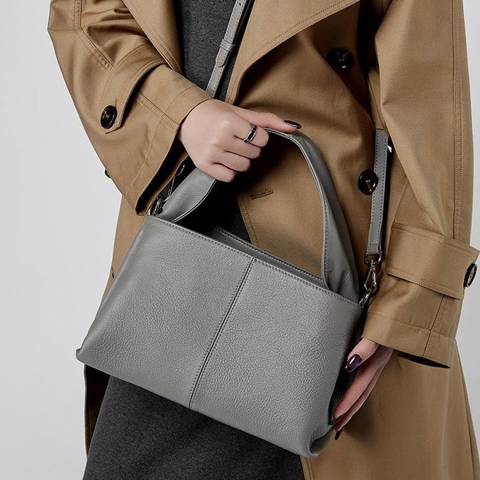 Vintage Elegance: Women's Genuine Leather Top-Grain Shoulder Bag