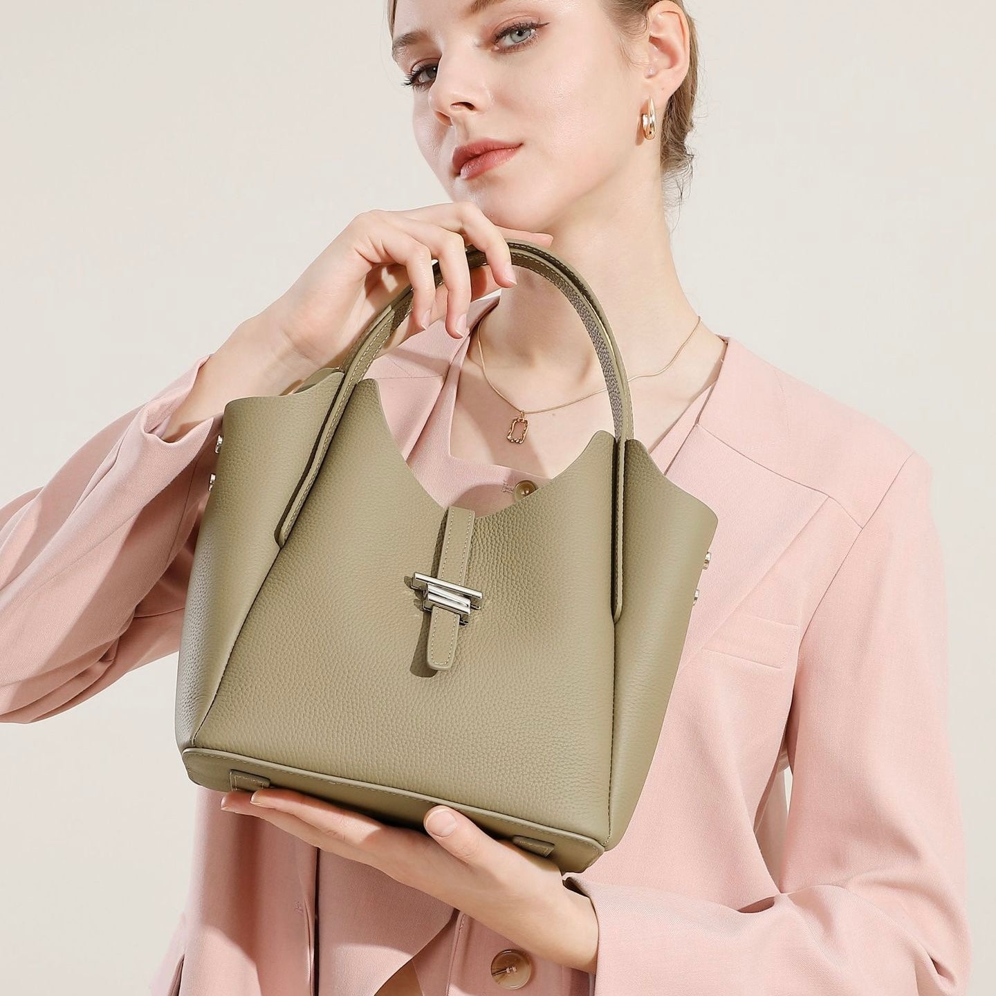 Elegant Genuine Leather Minimalist Commuter Crossbody Bag