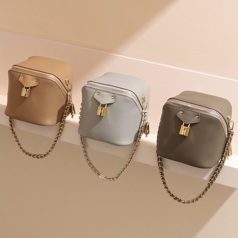 Women's Luxe Genuine Leather Square Elephant Bucket Bag