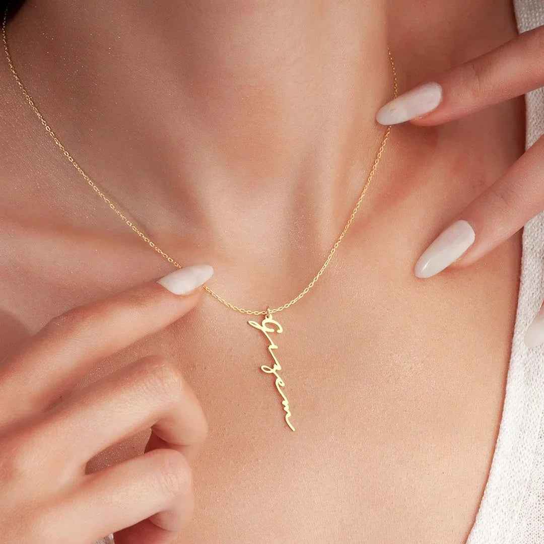 Rinascita Necklace Giulia - Custom Script Name Pendant, Stainless Steel, Adjustable Chain Rebooters