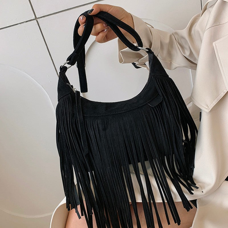 Velanci Marguerite Vintage Tassel Crossbody Bag: A Fusion of Timeless Elegance and Contemporary Luxury