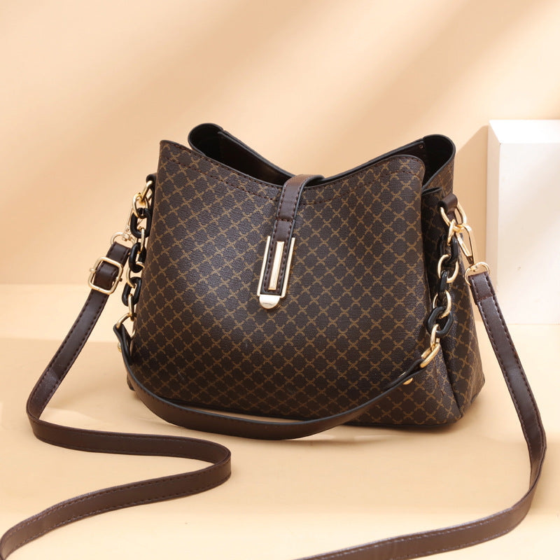 Luna Retro Elegance Shoulder Bag