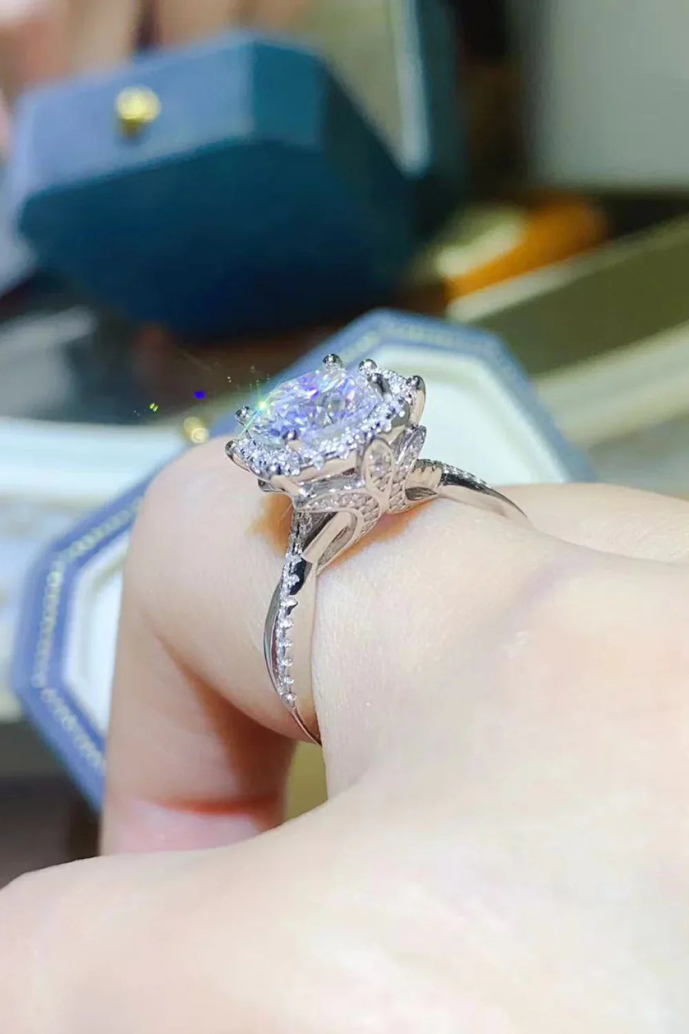 Ring Isabella - 2 Carat Moissanite Sterling Silver Women's Ring Velanci