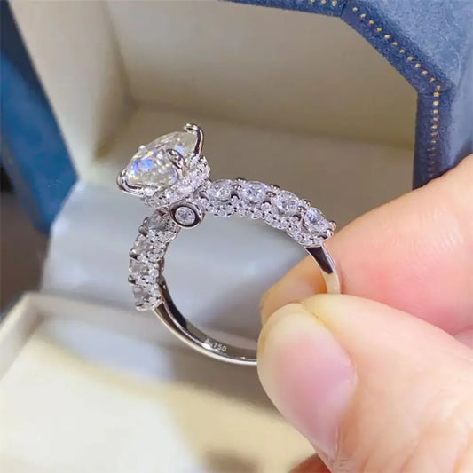 2 Carat Moissanite Ring Giulia - Coastal Sparkle Shine Women's Ring Velanci