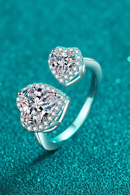 Heart-Shaped Moissanite Ring Giulia - Halo Sparkle Women's Ring Velanci