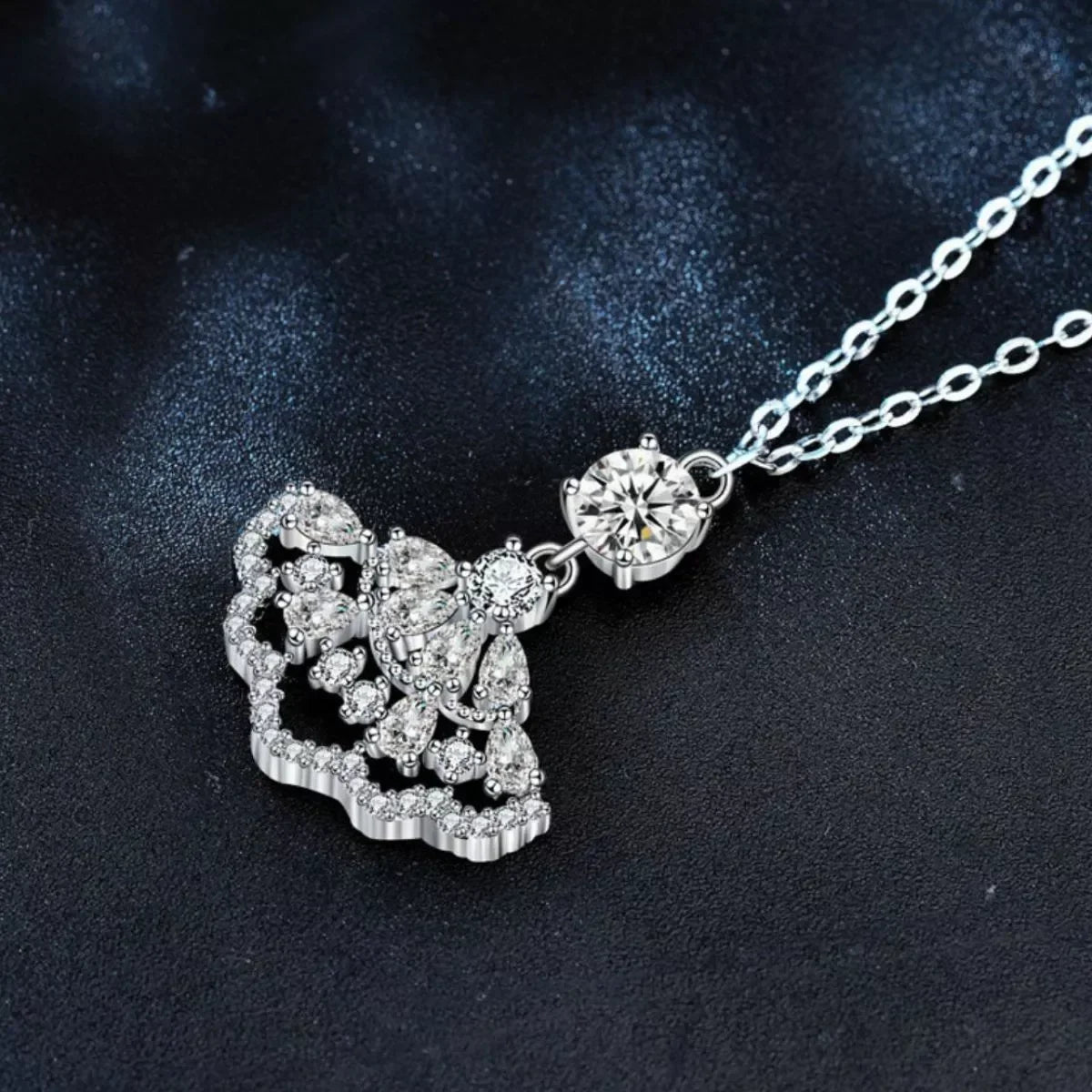 Sterling Silver Moissanite Pendant Necklace - 0.5ct Velanci