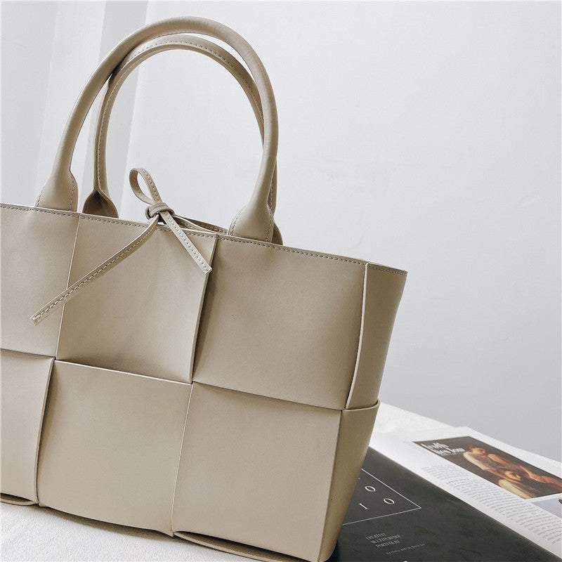 Velanci Leather Tote Bag – Timeless Elegance Redefined