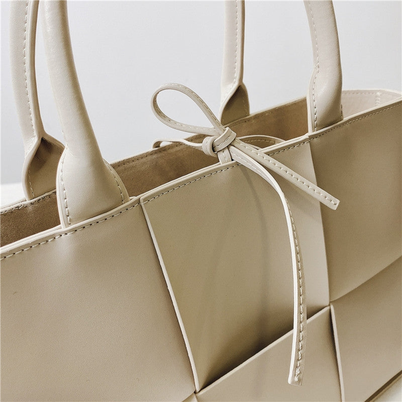 Velanci Leather Tote Bag – Timeless Elegance Redefined