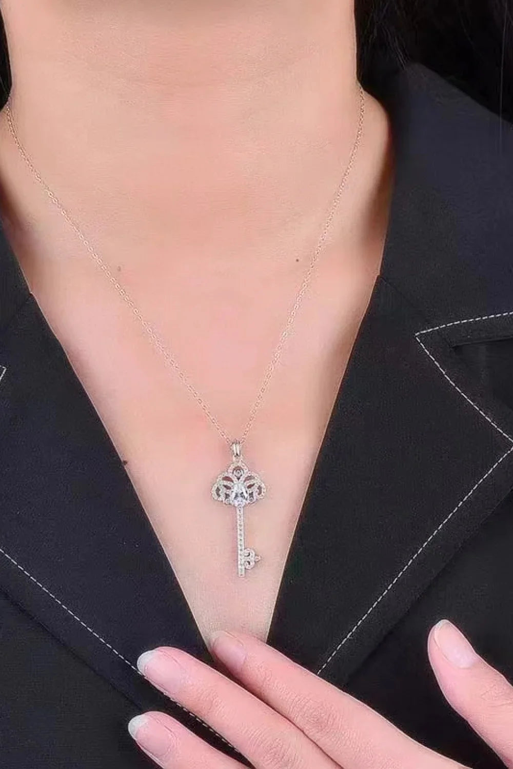 Moissanite Key Pendant Necklace - 1 Carat Platinum-Plated Velanci