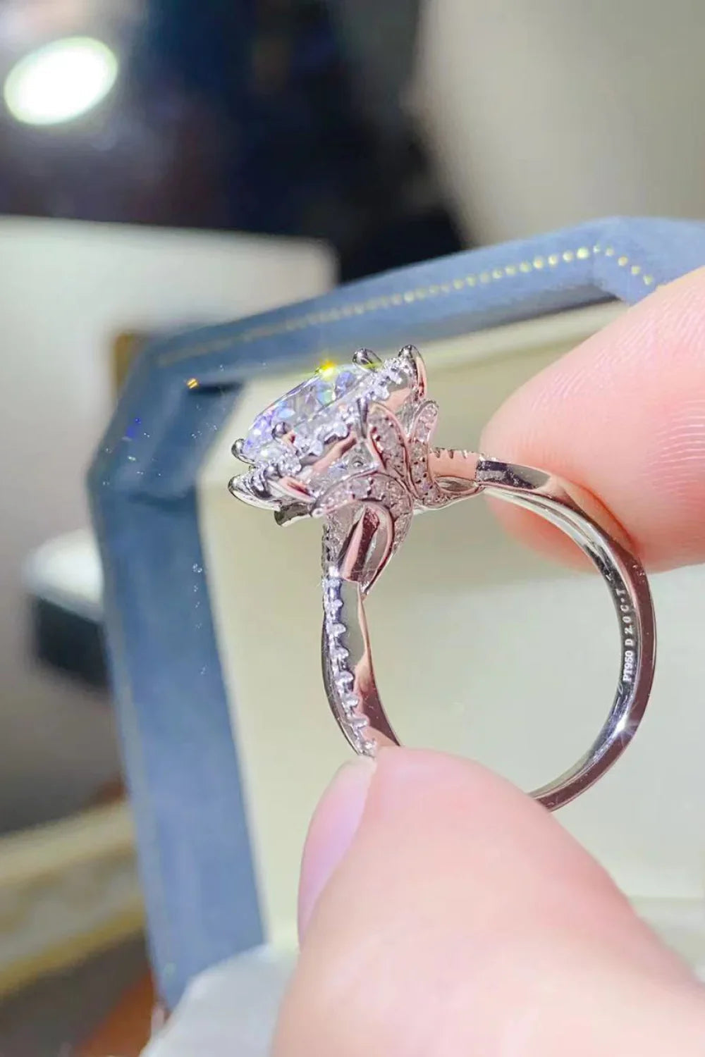Ring Isabella - 2 Carat Moissanite Sterling Silver Women's Ring Velanci
