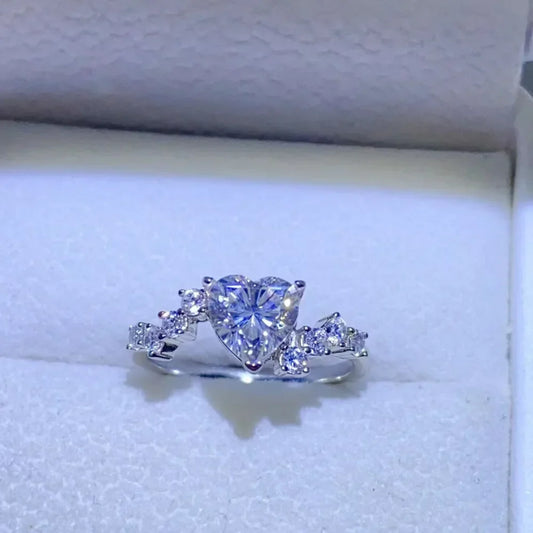 Ring Giulietta - 1 Carat Moissanite, Sterling Silver Sparkle Women's Ring Velanci