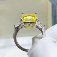 Ring Chiara - 5 Carat Moissanite Sterling Silver Brilliance Women's Ring Velanci