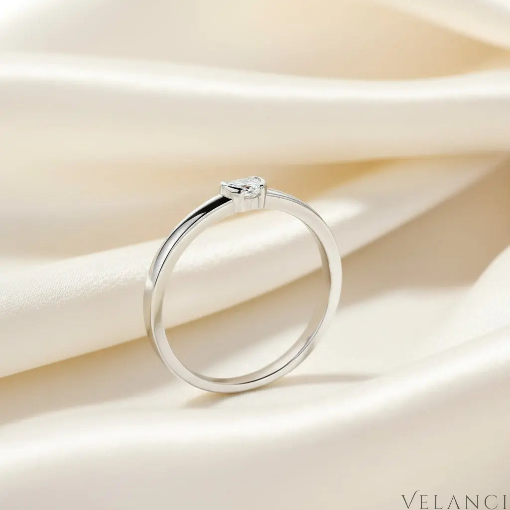 Anello Cuore Di Luce Elegante Giulia - Minimalist Style Velanci