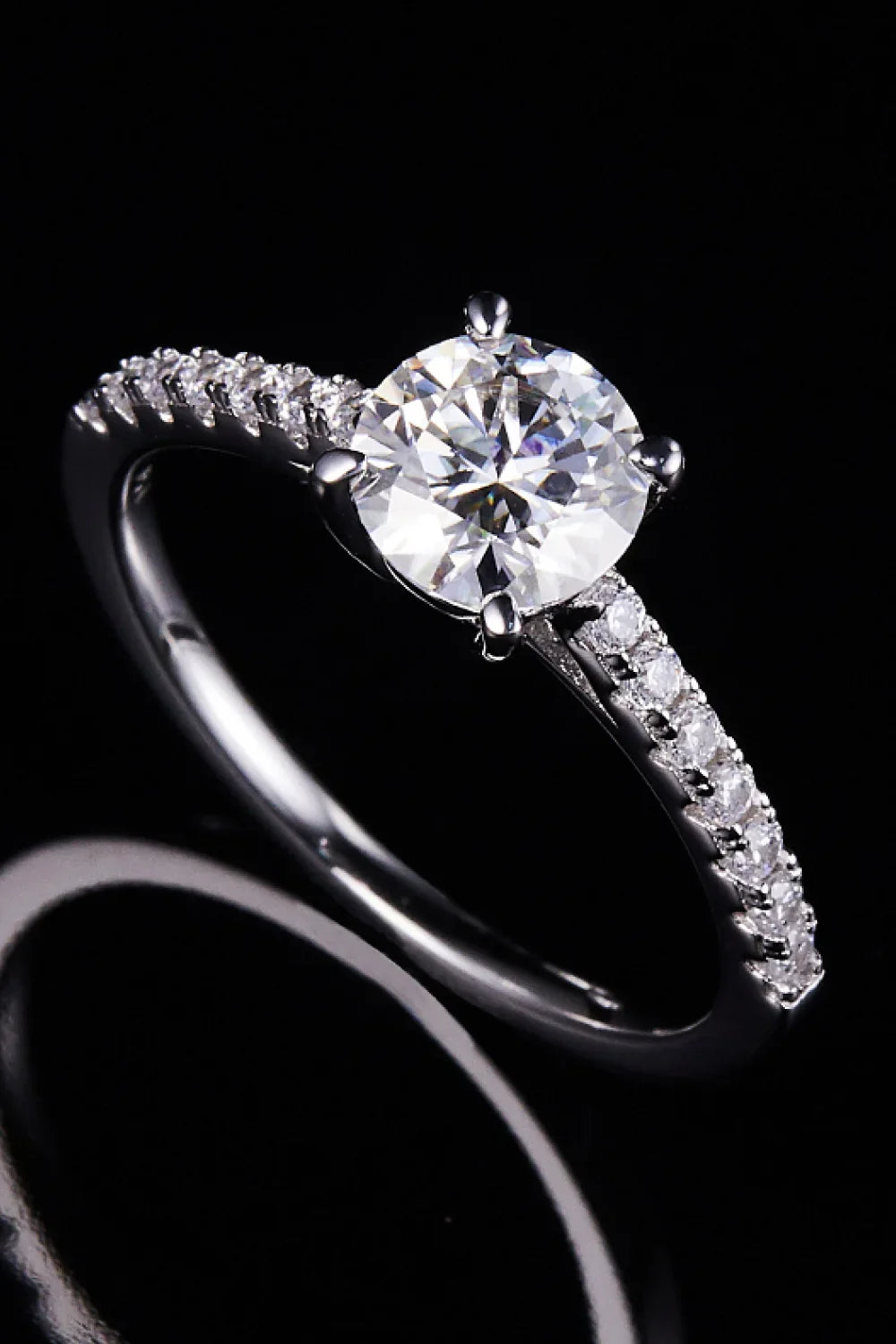 Moissanite Ring Lucia - Delicate Solitaire Sparkle Women's Ring Velanci