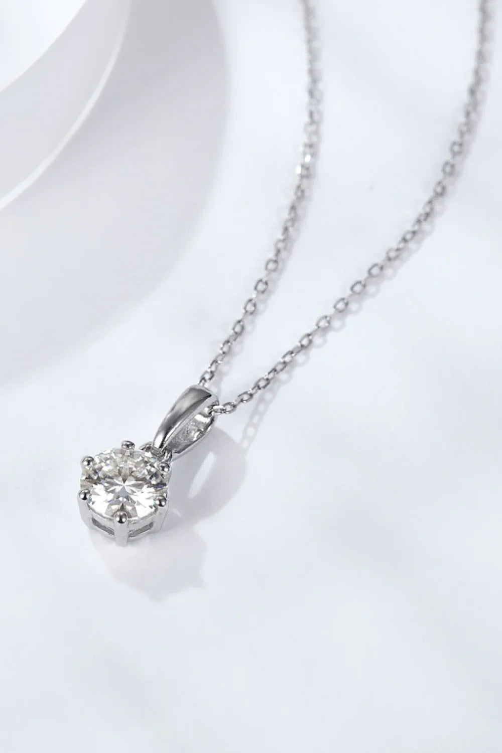Moissanite Pendant Necklace - 2 Carat 6-Prong Minimalist Velanci