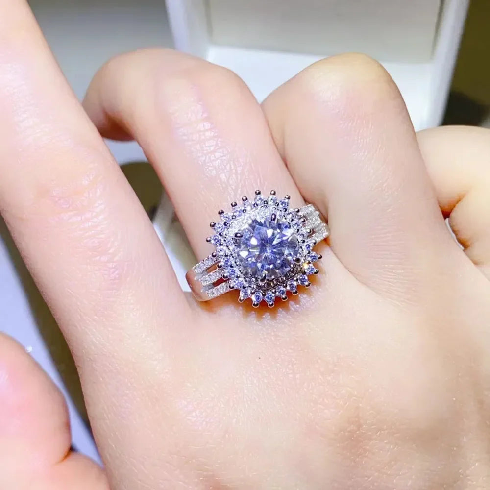 Ring Isabella - 2ct Moissanite Halo Sterling Silver Women's Ring Velanci