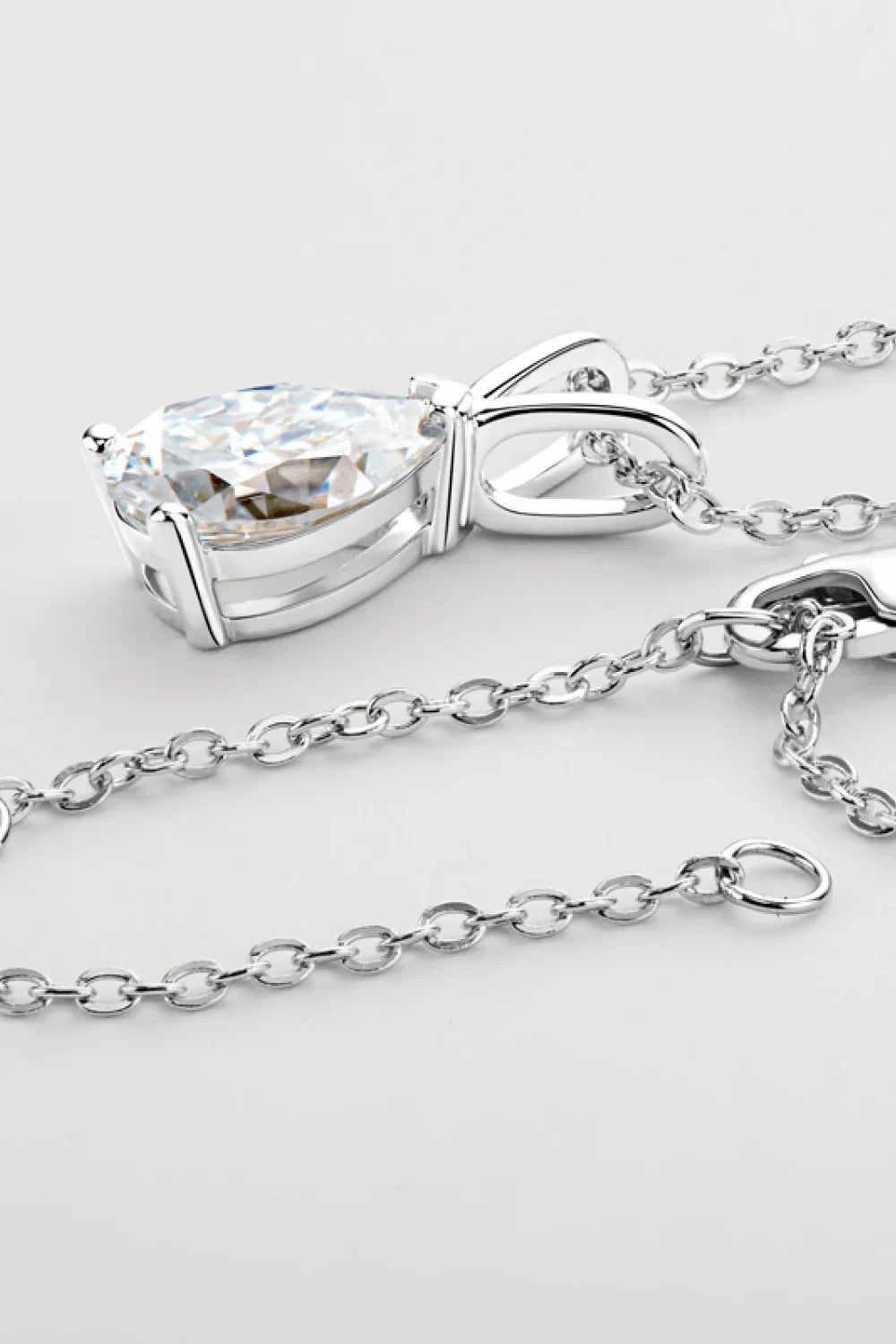 1.5 Carat Moissanite Teardrop Necklace - Sterling Silver Velanci