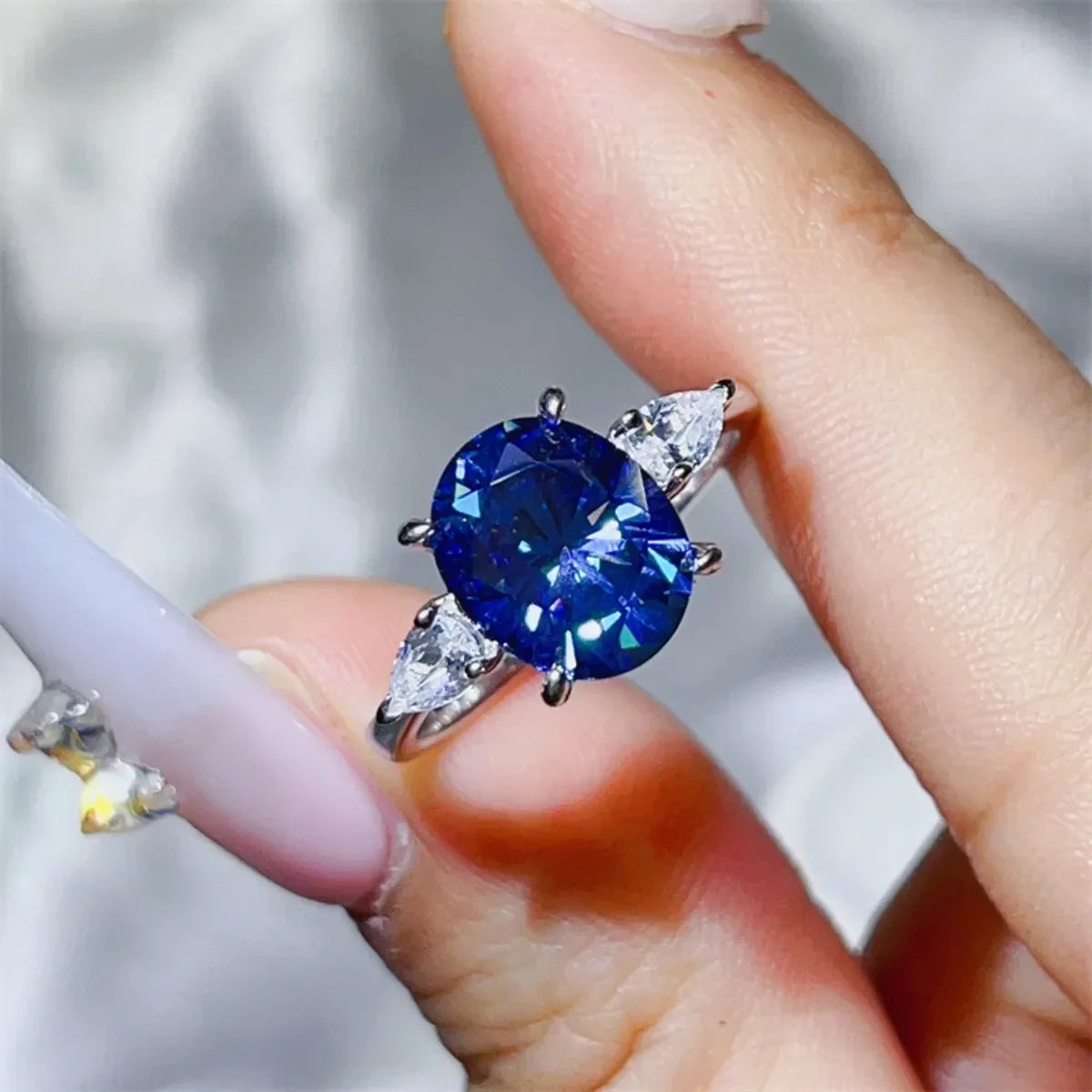 Sterling Silver Moissanite Ring Giovanna - 3 Carat Starglow Women's Ring Velanci