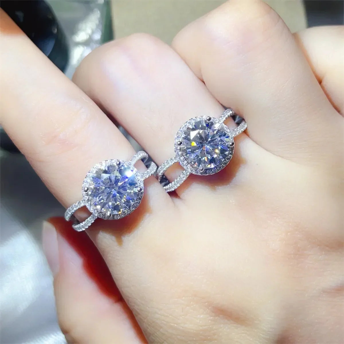 Ring Alessia - Platinum Plated 2 Carat Moissanite Center Women's Ring Velanci