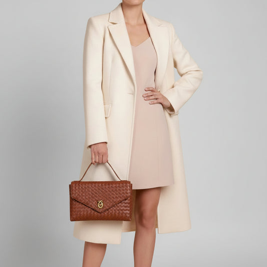 Avena Borsa: Elegant Leather Handbag Velanci