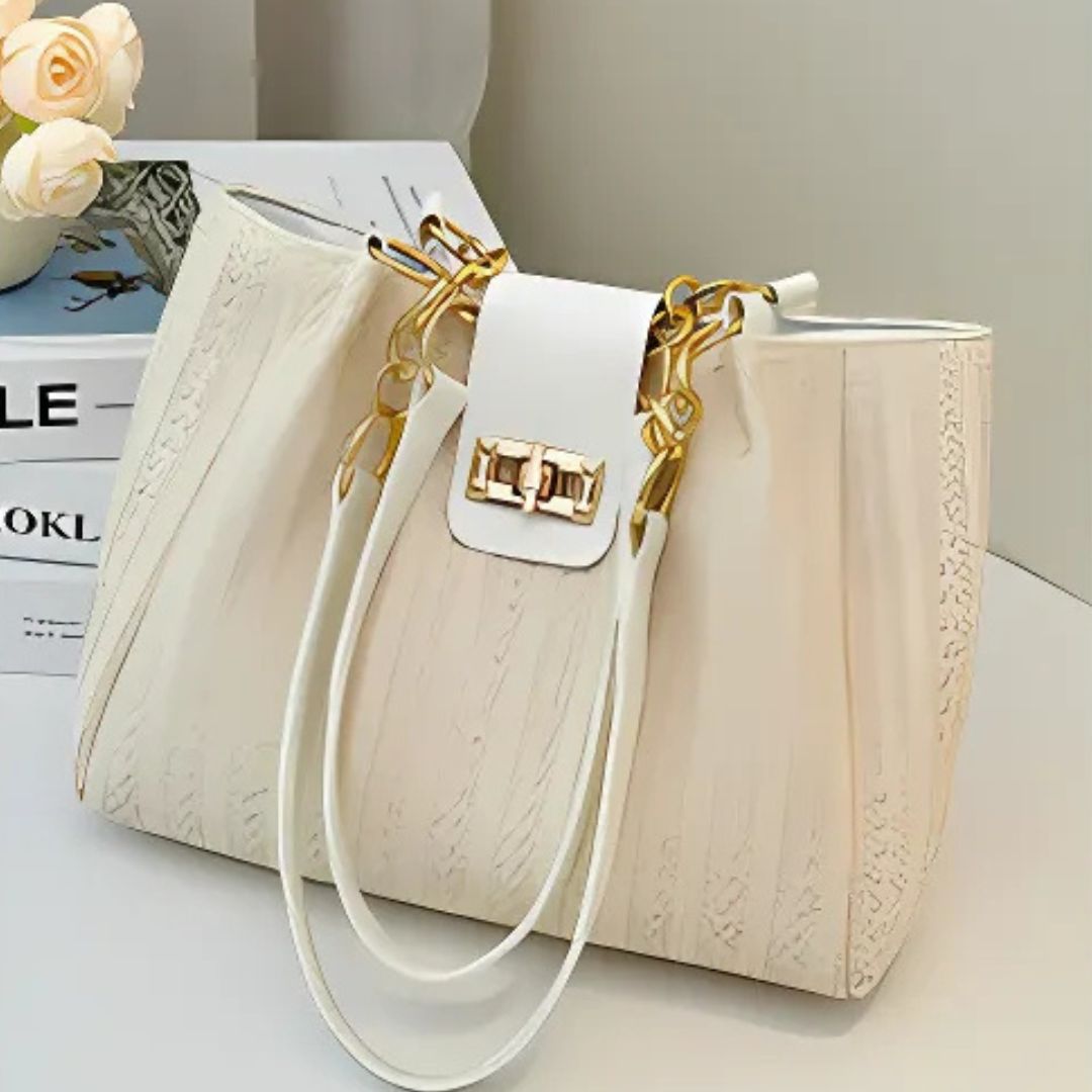 Éclat de Minuit Leather Handbag