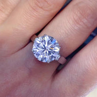 5 Carat Moissanite Ring Giovanna - Minimalist Brilliance Women's Ring Velanci