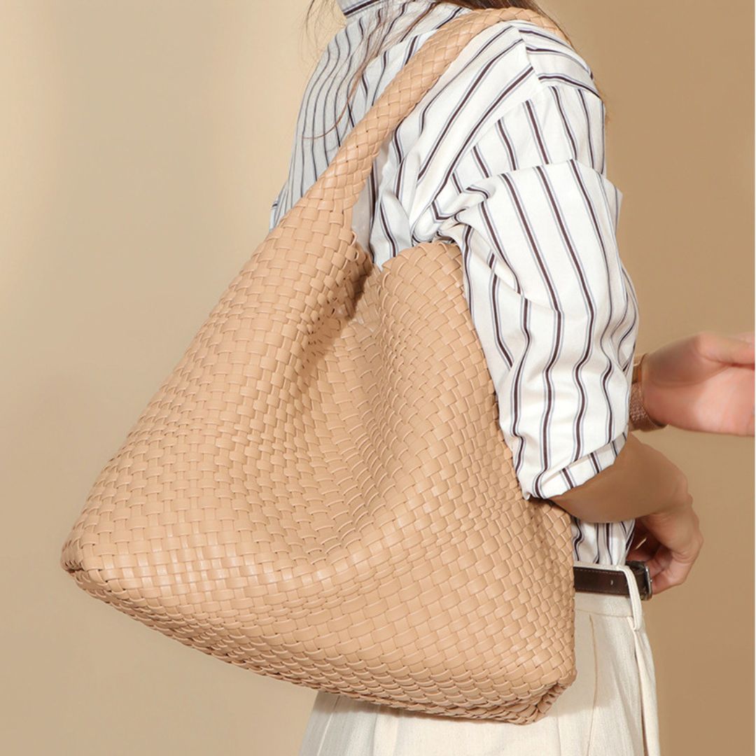 Bijou Enchanté Leather Handbag