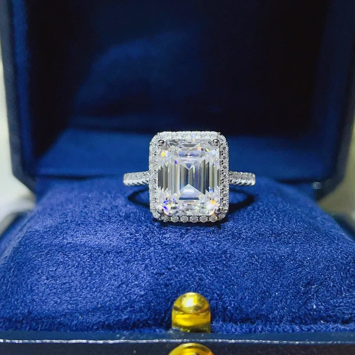 Ring Isabella - Moissanite Coastal Sparkle Sterling Silver Women's Ring Velanci