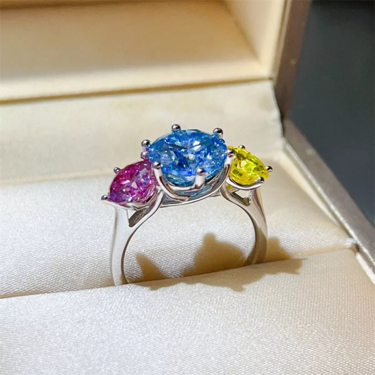 Moissanite Ring Giulia - 5 Carat Sterling Silver Shine Women's Ring Velanci