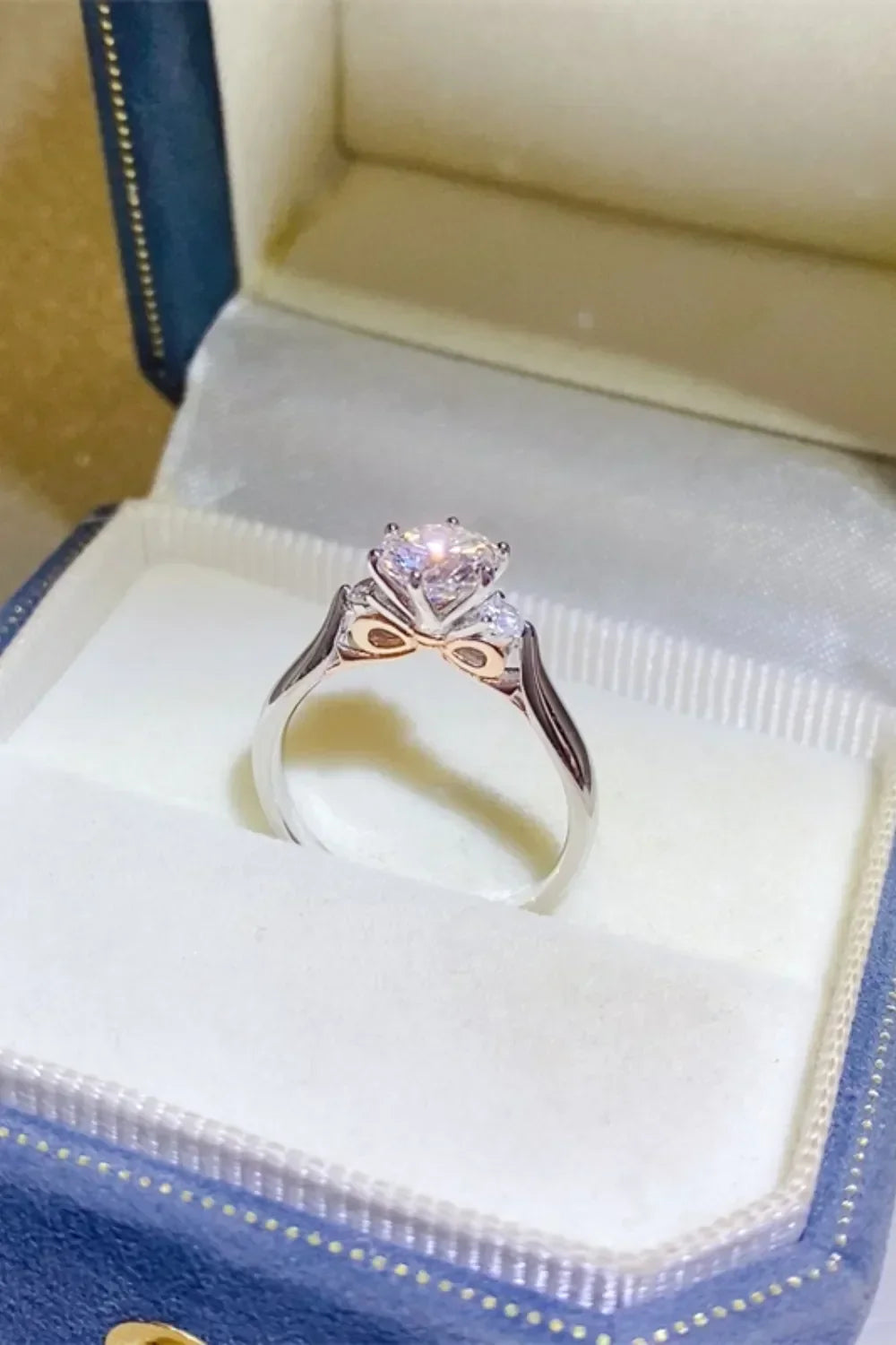 2 Carat Moissanite Sterling Silver Ring Aurelia - SeaGlow Women's Ring Velanci