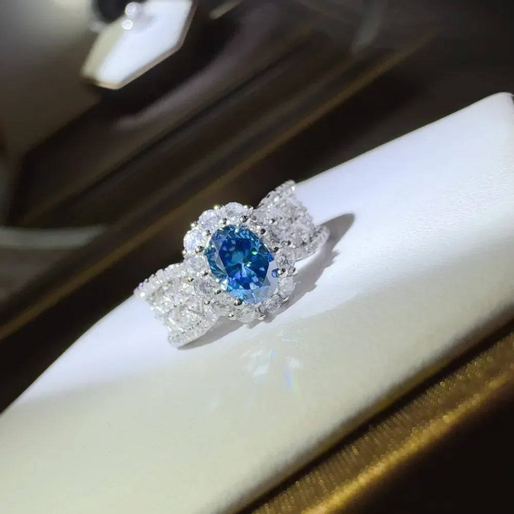 Ring Alessia - 1 Carat Moissanite Halo Sterling Silver Women's Ring Velanci