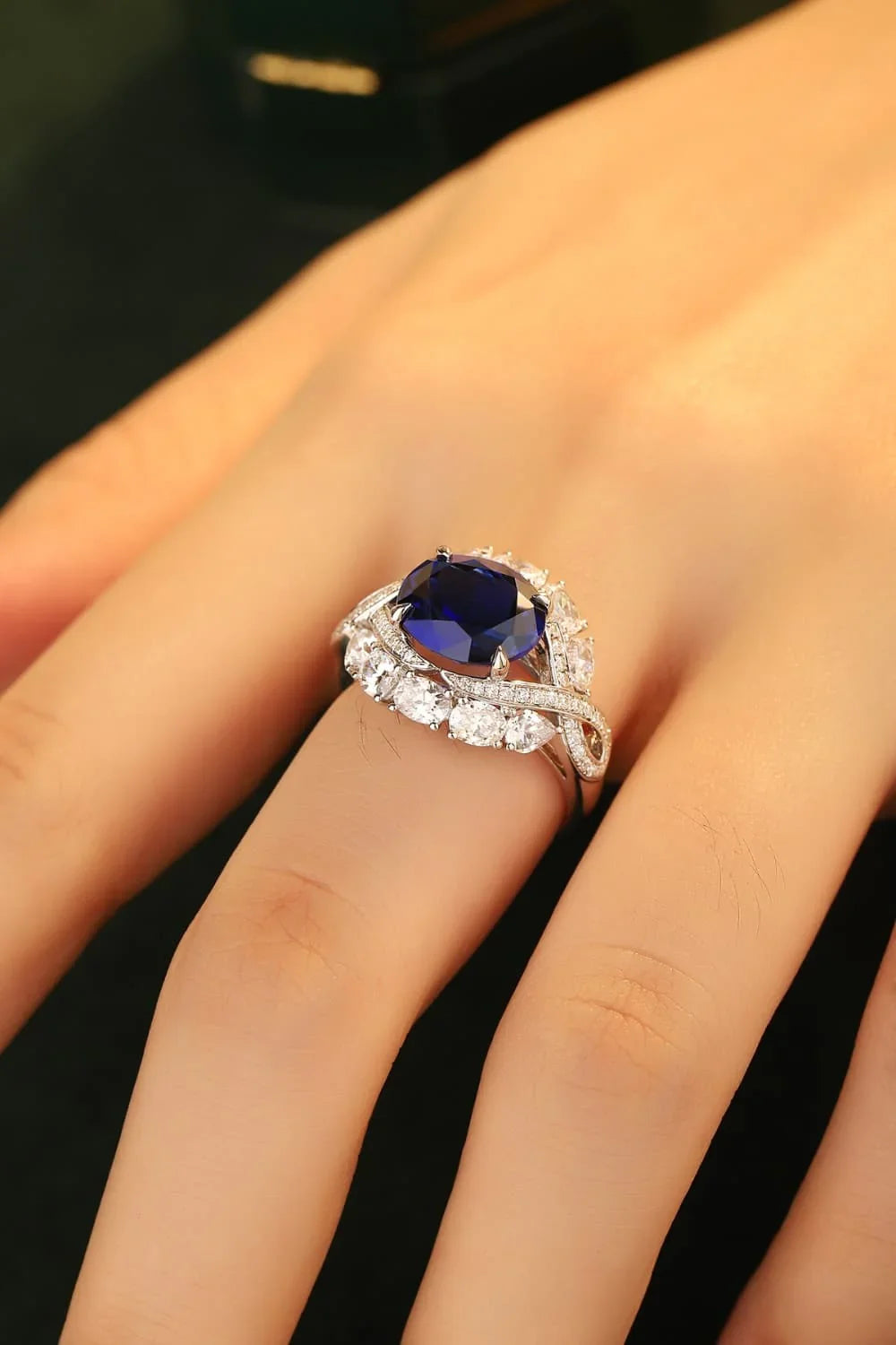 Ring Francesca - 5 Carat Lab-Grown Sapphire, Pt-Plated Women's Ring Velanci