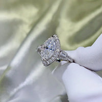 2 Carat Sterling Moissanite Ring Vittoria - Coastal Sparkle Women's Ring Velanci