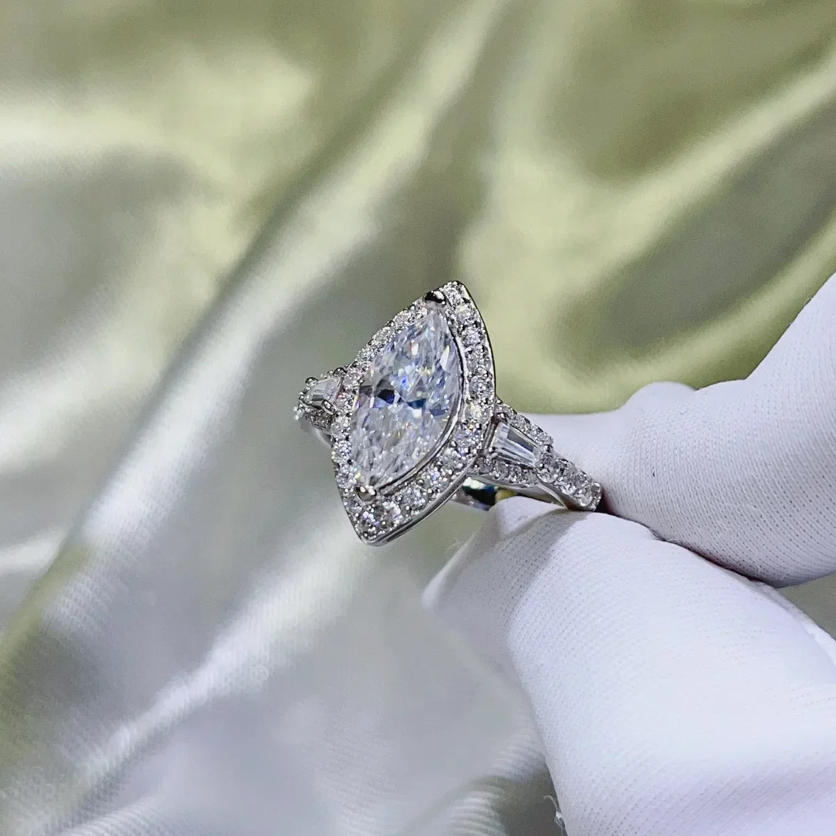2 Carat Sterling Moissanite Ring Vittoria - Coastal Sparkle Women's Ring Velanci
