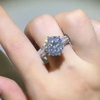 Sterling Silver Moissanite Ring Lucia - 5 Carat Brilliance Women's Ring Velanci