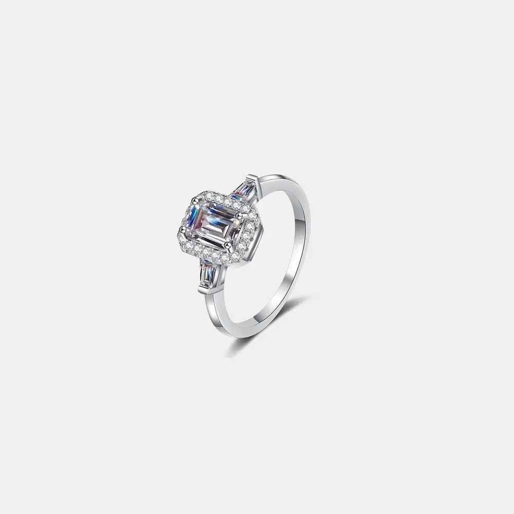 Timeless Solitaire Ring Giulia - 1ct Moissanite 925 Silver Women's Ring Velanci