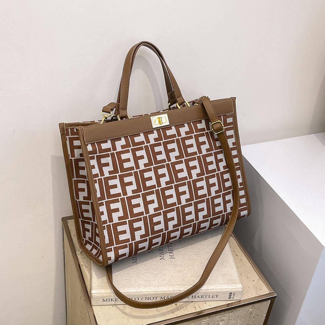 Velanci Elena Leather Handbag: A Touch of Elegance